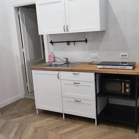 Giorgia Apartment-3